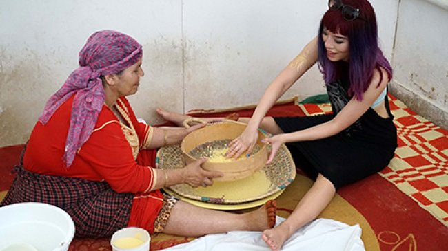Couscous Rolling 5