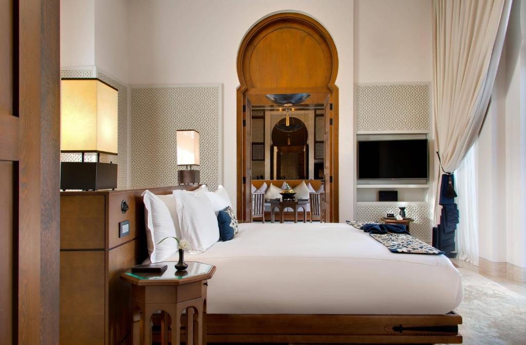 Banyan Tree Tamouda Bay