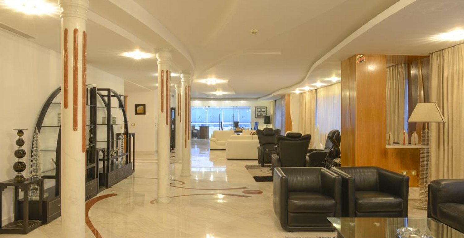 The Penthouse Suites Hotel