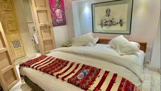 Dvoulůžkový pokoj Superior s manželskou postelí