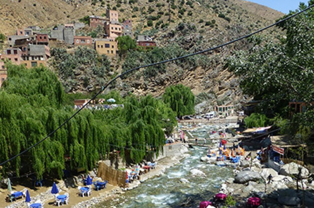Vizită în valea Ourika (sat berber și cascade)